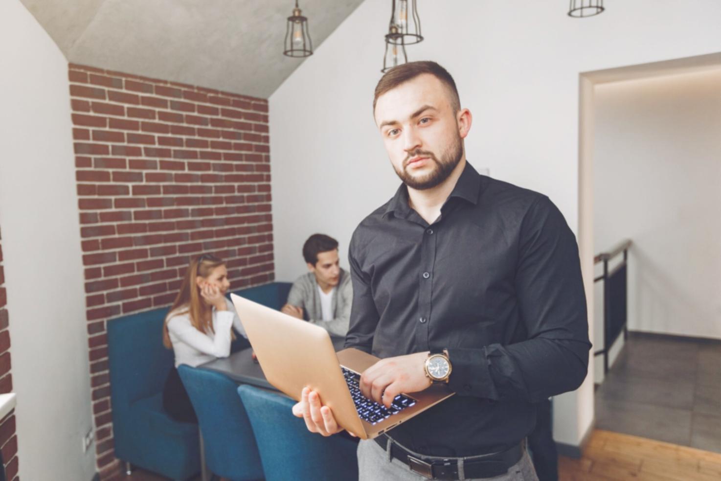 Sesión de formación práctica con herramientas financieras